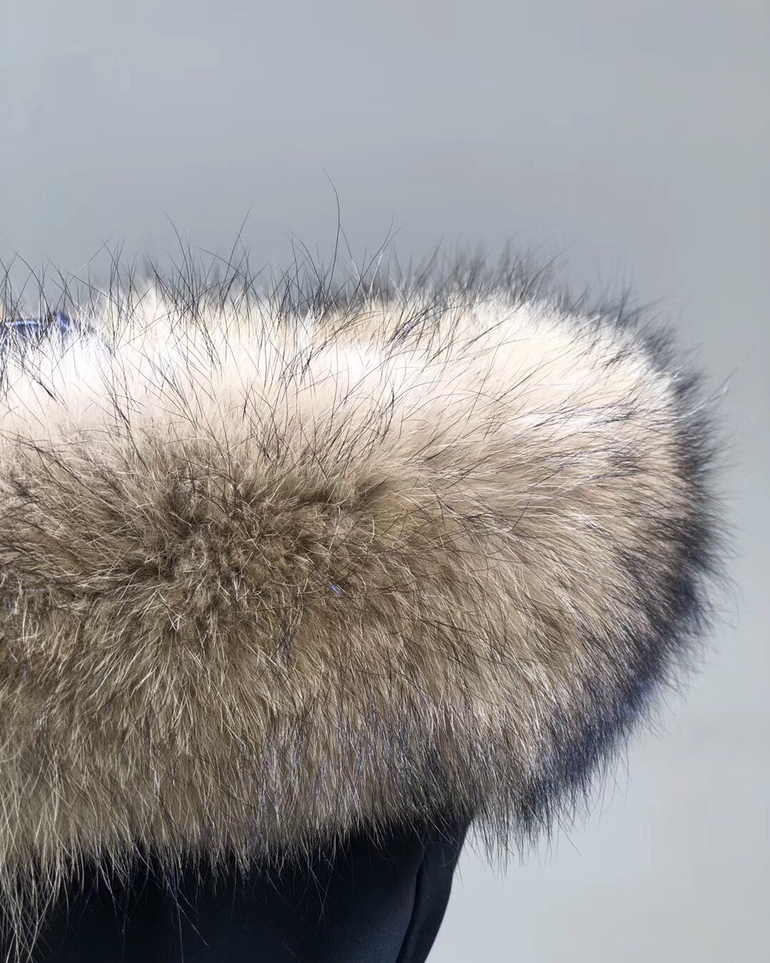 【实属罕见】真狼毛领 蒙蒙 户外滑雪款压胶 羽绒服 年度重磅羽绒服