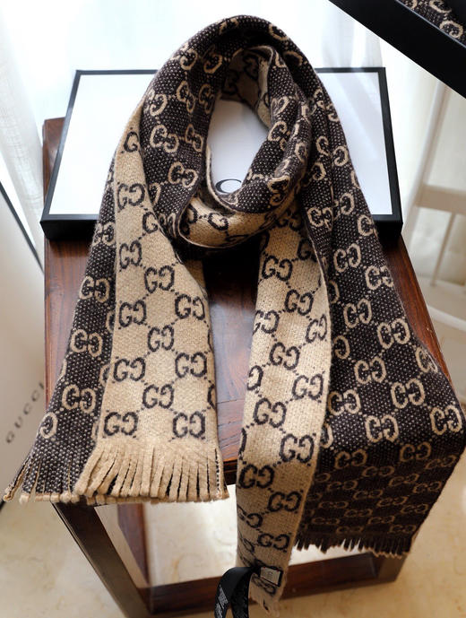 Gucc双G字母交织围巾2色 商品图0