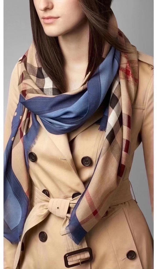特价1999元美国直邮 burberry 巴宝莉莫代尔 羊绒 战马经典格子围巾
