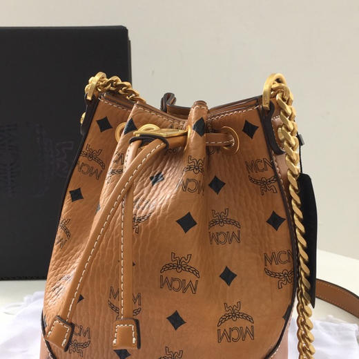 mcm水桶包清仓秒杀