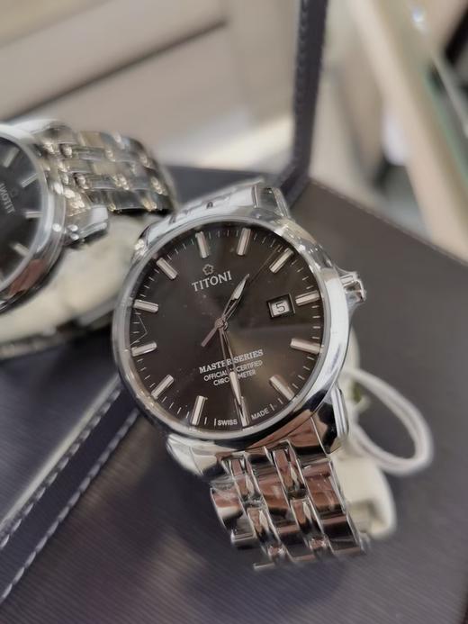 1F梅花手表 商品图0