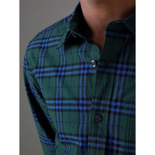 la现货 burberry巴宝莉 男士经典格子衬衫 搭配任何衣服都好看!