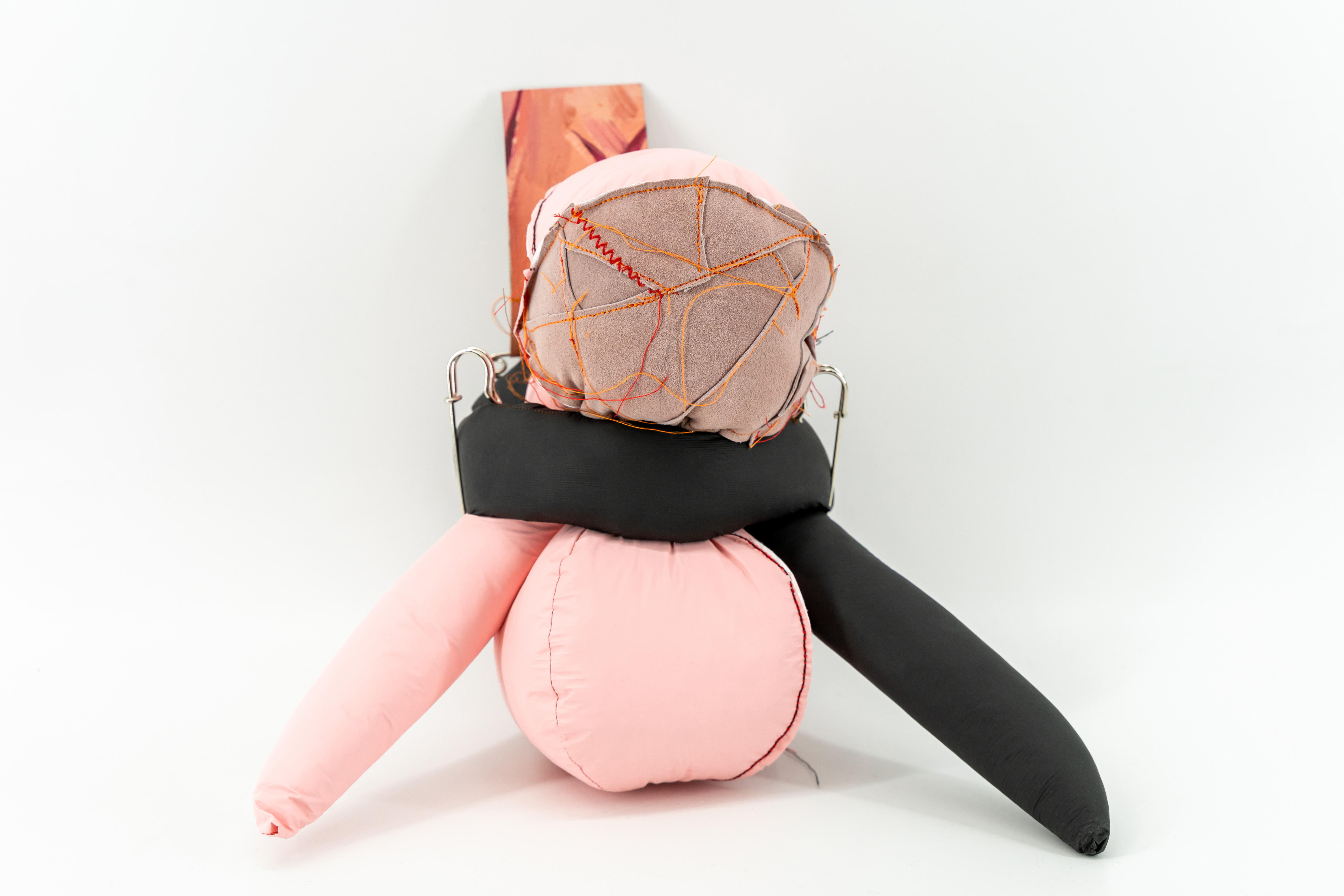 fakefaces玩偶—十点睡觉有限实验室x张宇飞特别艺术项目“一百五十厘米X一百一十厘米”