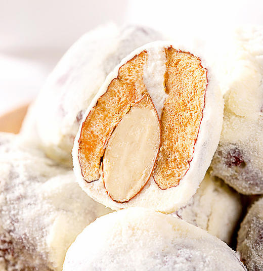 网红零食奶枣 巴旦木奶油杏仁夹心枣 无核奶酪枣