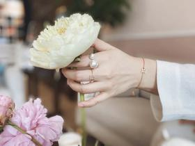  这些美物配啥衣服都好好看！试了五分钟想all in了 