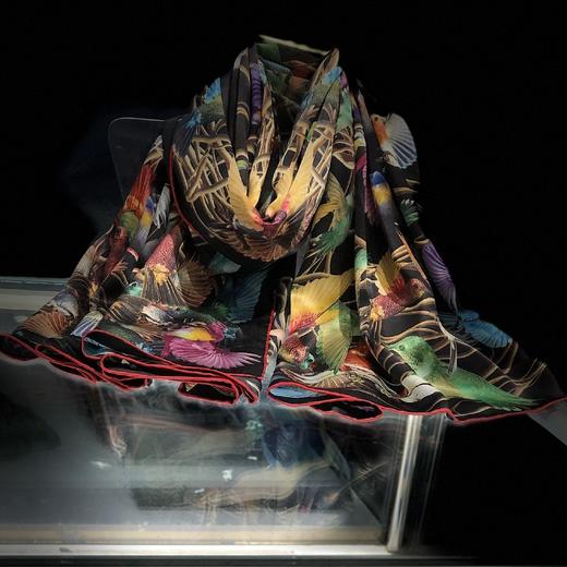 YOPOTA/优品堂《百鸟朝凤》重磅桑蚕丝140大方巾真丝丝巾 商品图0