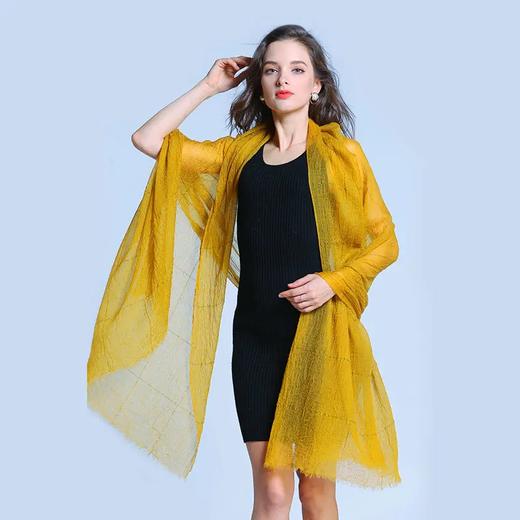 优品堂 “潇湘几格”高档羊毛轻薄百搭围巾披肩领用 商品图0