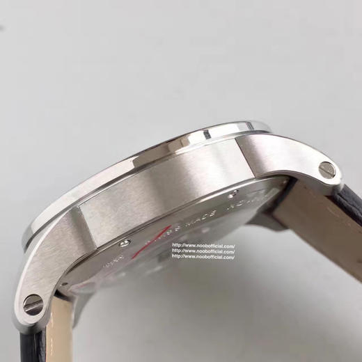 JF精品 卡地亚卡历博、升级版 强势推出！1比1原装开模 搭载复制原版1904-PS MC机芯 双面电透膜蓝宝石水晶玻璃 日历盘字体和原版一致，壳套做工精致！绝对是精品中的精品！ 商品图3