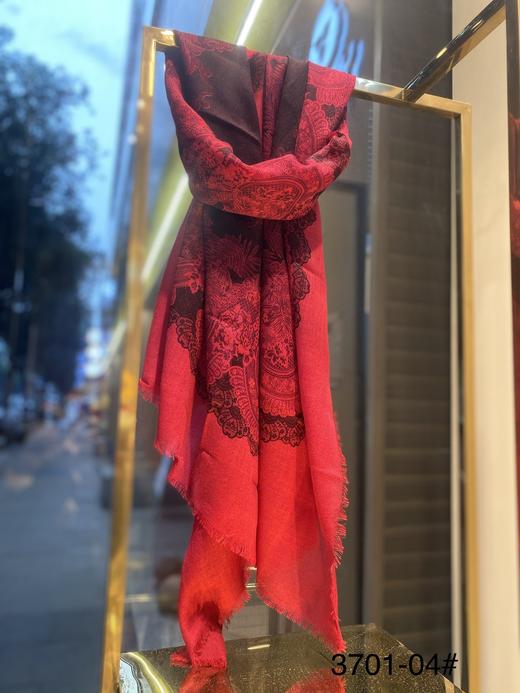 优品堂《海市蜃楼》羊毛围巾披肩 商品图2