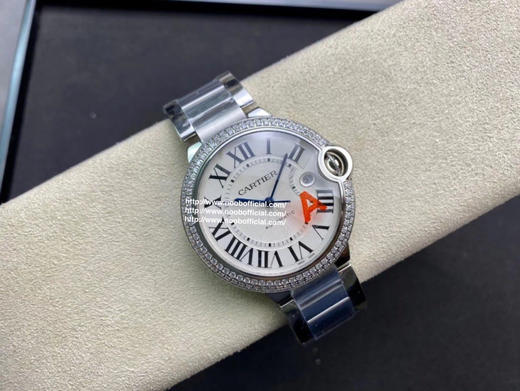 V6 厂 一表一卡一码！V7版 卡地亚 蓝气球 可搭载皮带和钢带，42mm 直径42x13mm，搭载2824自动机械机芯，316精钢表壳，蓝宝石镜面，烧蓝钢针，折叠扣，防水50米！乱真之作！ 商品图1