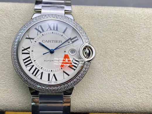 V6 厂 一表一卡一码！V7版 卡地亚 蓝气球 可搭载皮带和钢带，42mm 直径42x13mm，搭载2824自动机械机芯，316精钢表壳，蓝宝石镜面，烧蓝钢针，折叠扣，防水50米！乱真之作！ 商品图0