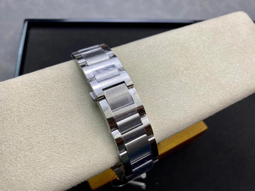 V6 厂 一表一卡一码！V7版 卡地亚 蓝气球 可搭载皮带和钢带，42mm 直径42x13mm，搭载2824自动机械机芯，316精钢表壳，蓝宝石镜面，烧蓝钢针，折叠扣，防水50米！乱真之作！ 商品图9