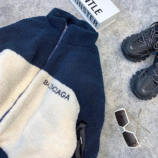 Balenciaga 20AW 拼色羊羔毛外套 商品图5