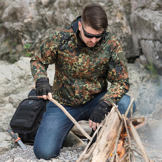 鹰爪行动迷彩战术夹克男春秋Parka野战风衣迷彩外套 商品图1