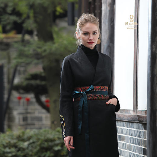 25BWWT9275熊猫锦黑色外套HP190220 商品图0