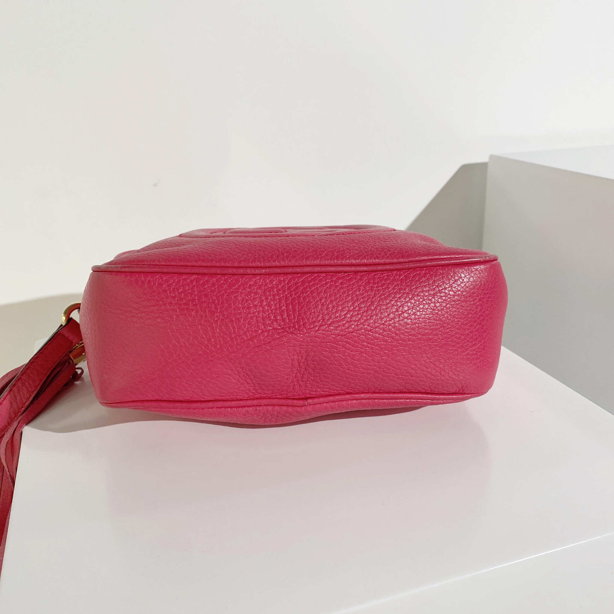 gucci disco soho 流苏 红色 全牛皮 相机包