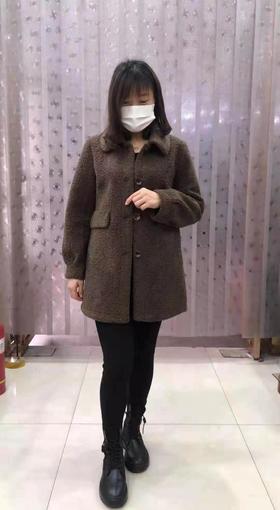 漫姿蕊霓羊羔绒中款外套