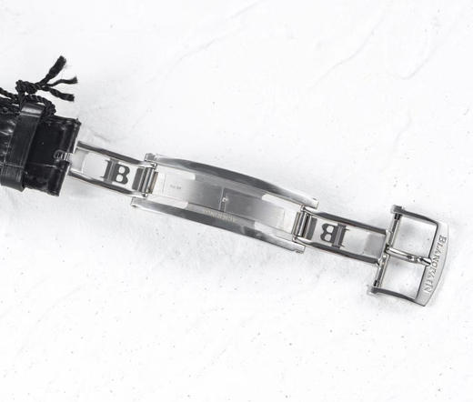 ZF新品【谦敬大作 致敬原版】宝珀6651-1127-55B搪瓷白，柳叶针，罗马刻度，简洁明快。黑色胎牛皮表带，柔软舒适。犹如腕间绅士，经典非凡【表壳】口径40mmX8.7mm 商品图7