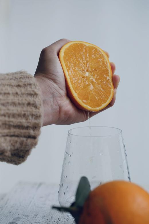 赣南脐橙 给你一口自然橙长的甜 精品礼盒装 商品图1