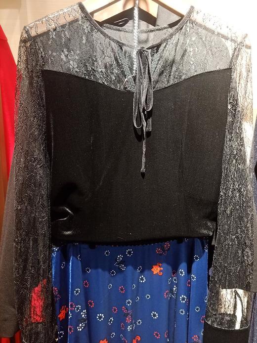 1T6021--漆黑色T恤--《洛可可系列之二》 商品图0