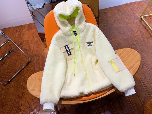 点此购买 boy男女款软颗粒羊羔毛休闲连帽外套 qq171212