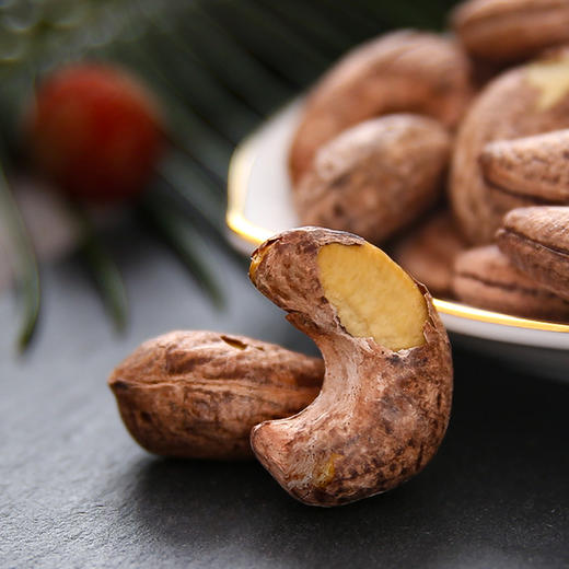 【阿u鲜果】越南炭烧盐焗大腰果