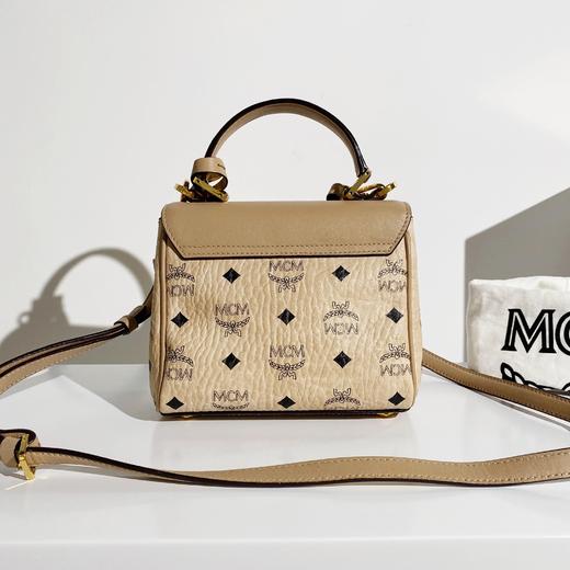 MCM 奶茶色 铆钉碎钻 牛皮 Kelly 斜挎包 商品图1