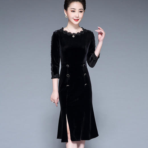 DS-Q5516新款重工盘花刺绣金丝绒鱼尾连衣裙 商品图1