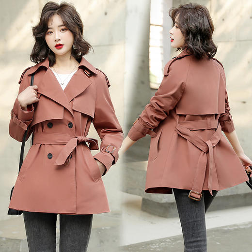 yt 2021年春季新款韩版女装双排扣短款翻领女式风衣 配腰带 ljy2107