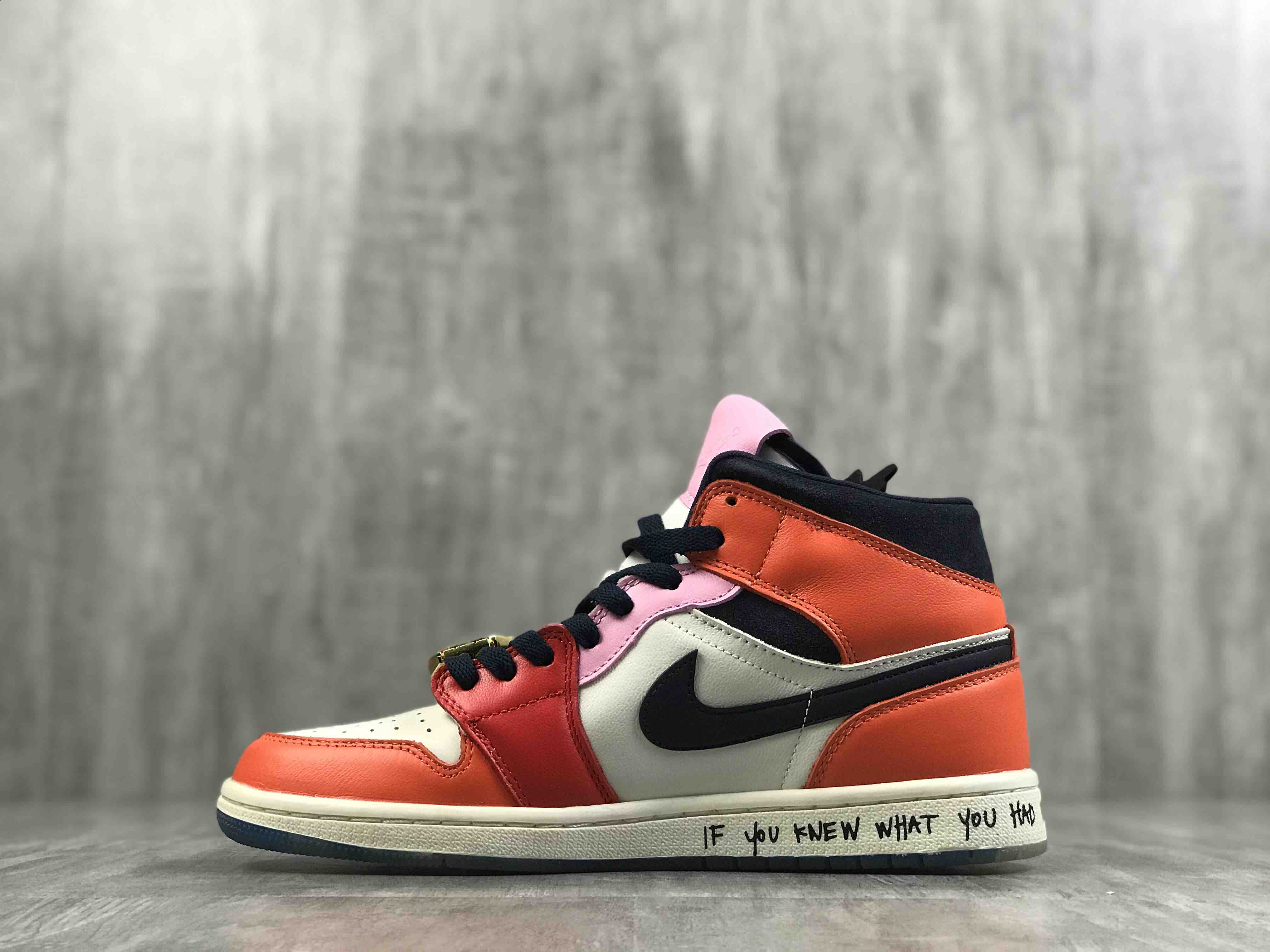 (年末特价)melody ehsani x aj1 mid"fearless"手表橙绿鸳鸯