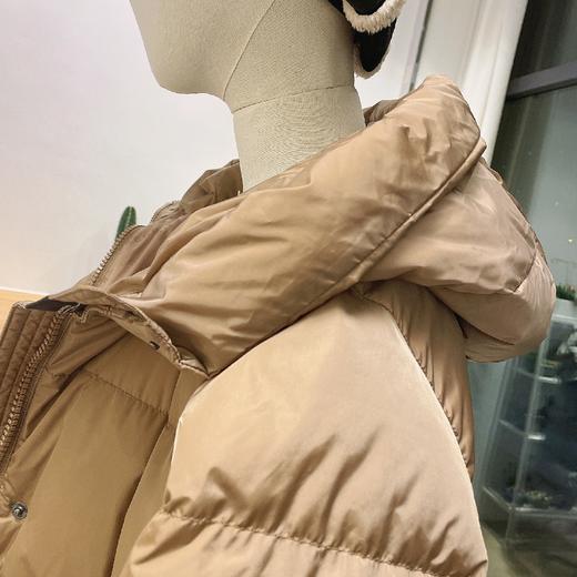 2020秋冬中长款压纹连帽羽绒服 商品图4