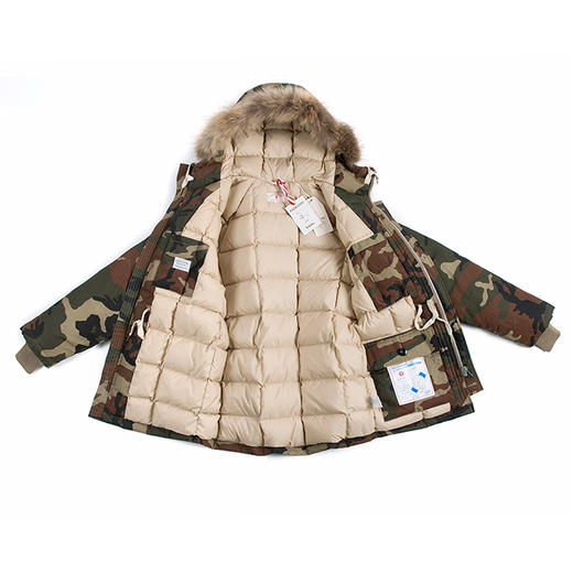 VinR/01200308/迷彩户外长款羽绒服 商品图0