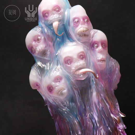 现货 Unbox 九头女巫 透明版 John Kenn 搪胶 限定 潮玩 商品图3