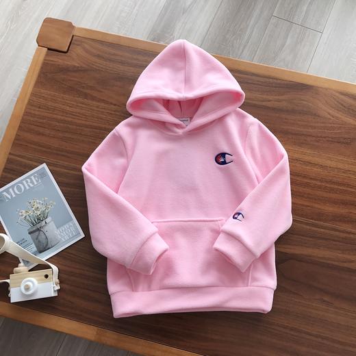 点此购买 冠军儿童刺绣加绒连帽卫衣 小雨171701 商品图1