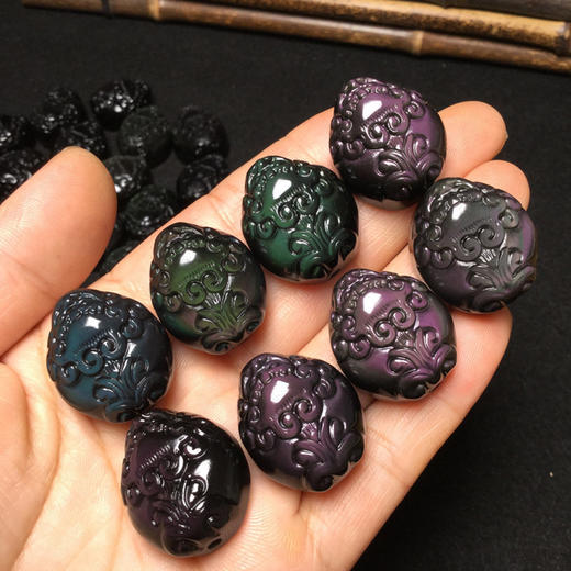 天然彩曜石貔貅吊坠 黑曜石狐狸 有求必应彩曜貔貅吊坠