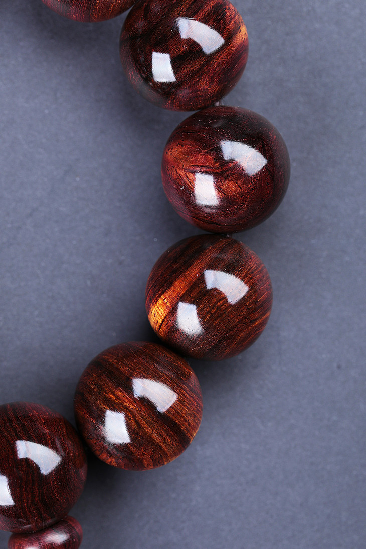 1.8x13优质颗海黄虎皮纹水波纹手串 h5