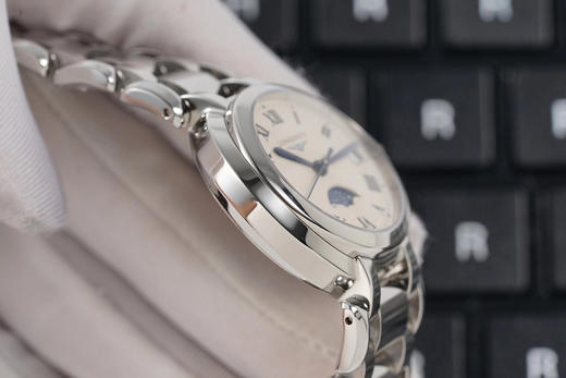 Noob【可乐】工厂浪琴优雅系列心月女表——璀璨心月，奇幻优雅腕表数据：型号L8.116.4.71.6，是浪琴心月带有月相功能的腕表，整表30.5毫米尺寸，非常适合亚洲人手腕佩戴 商品图14