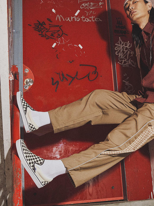 VANS男女同款硫化鞋VN000EYEBWW 商品图5