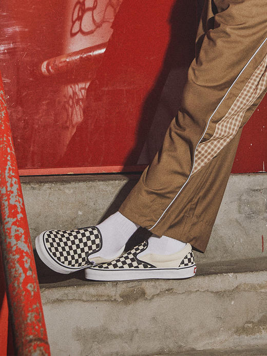 VANS男女同款硫化鞋VN000EYEBWW 商品图3