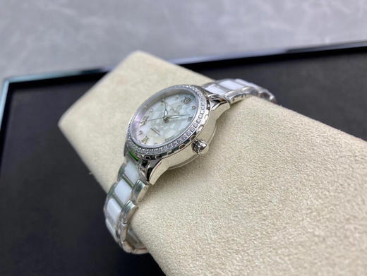 欧米茄 淑女珠宝系列  采用高端珍珠贝母表盘时尚女表 简约三针，夜时超强夜光💕 商品图11