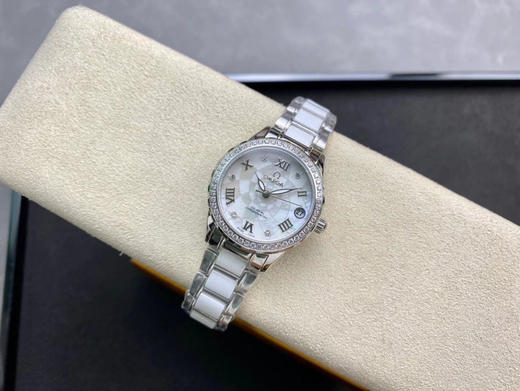 欧米茄 淑女珠宝系列  采用高端珍珠贝母表盘时尚女表 简约三针，夜时超强夜光💕 商品图14