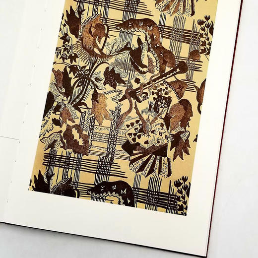 《欧洲针织印花和壁纸纹样》精装16开本 彩版印刷 商品图7