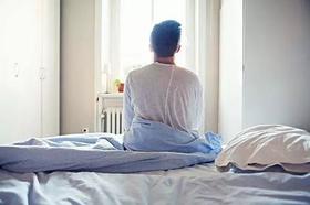  天气寒冷，早上起床后，第一件事不是排便，也不是喝水，早知道早受益！ 