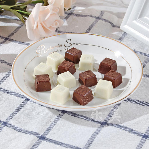 黑金刚125夹心代可可脂巧克力330g 商品图1