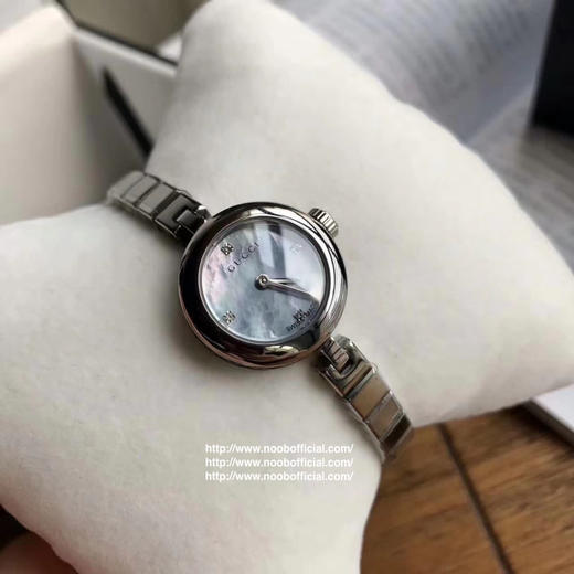 🇬🇧🇬🇧出击！GUCCI/古驰​  全智贤同‎款  百​年经典​巴塞​尔‌款‌，型号YA141503，22mm表径，9mm厚度，天然彩贝表面‌，50米‌深度防水‌ 商品图9
