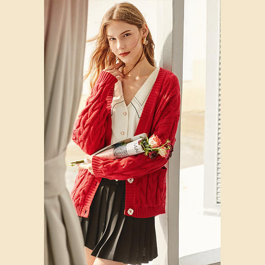 欧芮儿复古麻花针织衫女新款洋气短款开衫百搭外套外穿 商品图0