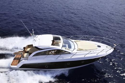 2012 年意大利产硬顶运动快艇 商品图0