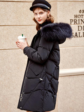 欧芮儿羽绒服2025年新款女修身显瘦经典黑时尚百搭中长款白鸭绒服