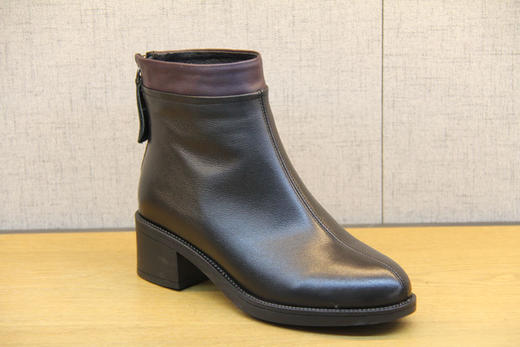 豪行冬款29428357小短靴加绒真皮女鞋粗跟矮帮靴子方根跟百搭棉鞋 商品图1