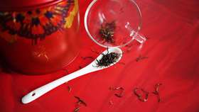  送礼不知道该送啥？那么送茶叶总没错，也是送了一份健康！ 